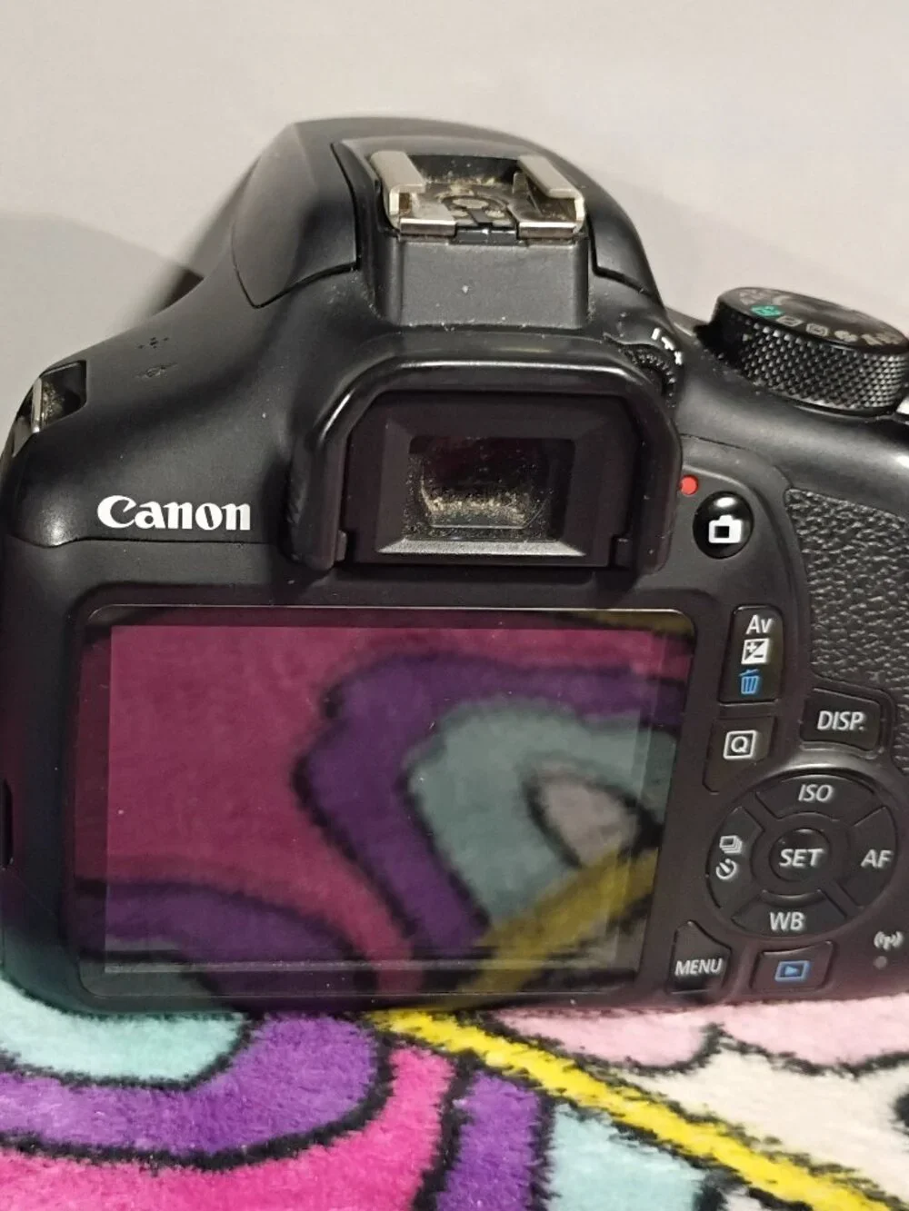 Canon t6 rebel body and charger